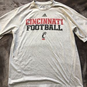 University of Cincinnati Football T shirt
